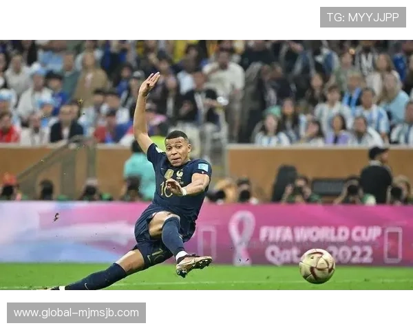 世界杯历史上十大进球的精彩瞬间与足球运动员的巅峰表现 世界杯历史上十大进球的精彩瞬间与足球运动员的巅峰表现