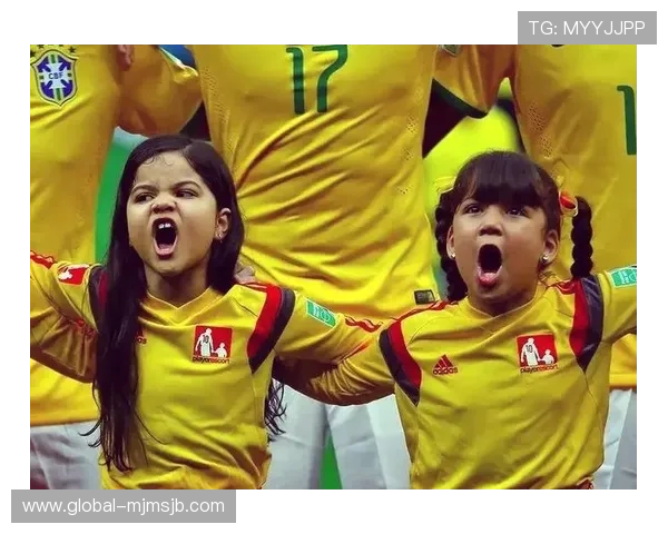 足球世界杯预选赛图片精选展示各国球迷热情助威的感人瞬间